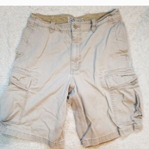 Old Navy Men Cargo Shorts Waist Size 32